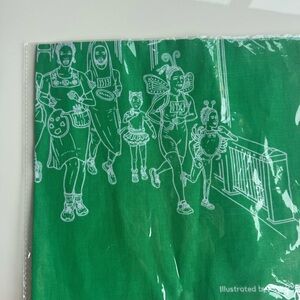 SF MoMA Green Bandana Scarf